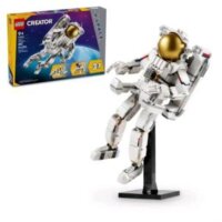 Creator Astronaut im Weltraum
